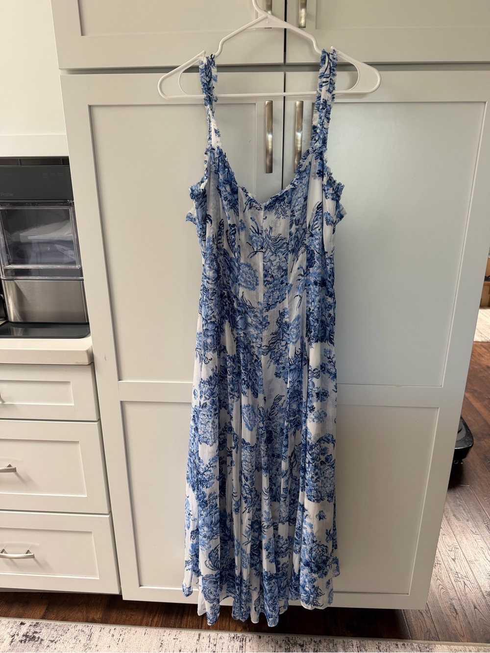 cinq a sept Blue and White Floral Maxi Dress - Picture 8 of 8